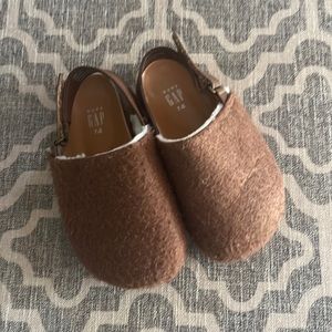 Gap Toddler Cozy Sherpa Clogs